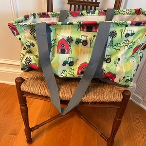 Thirty-One-Farm Print Tote Bag with Gray Straps